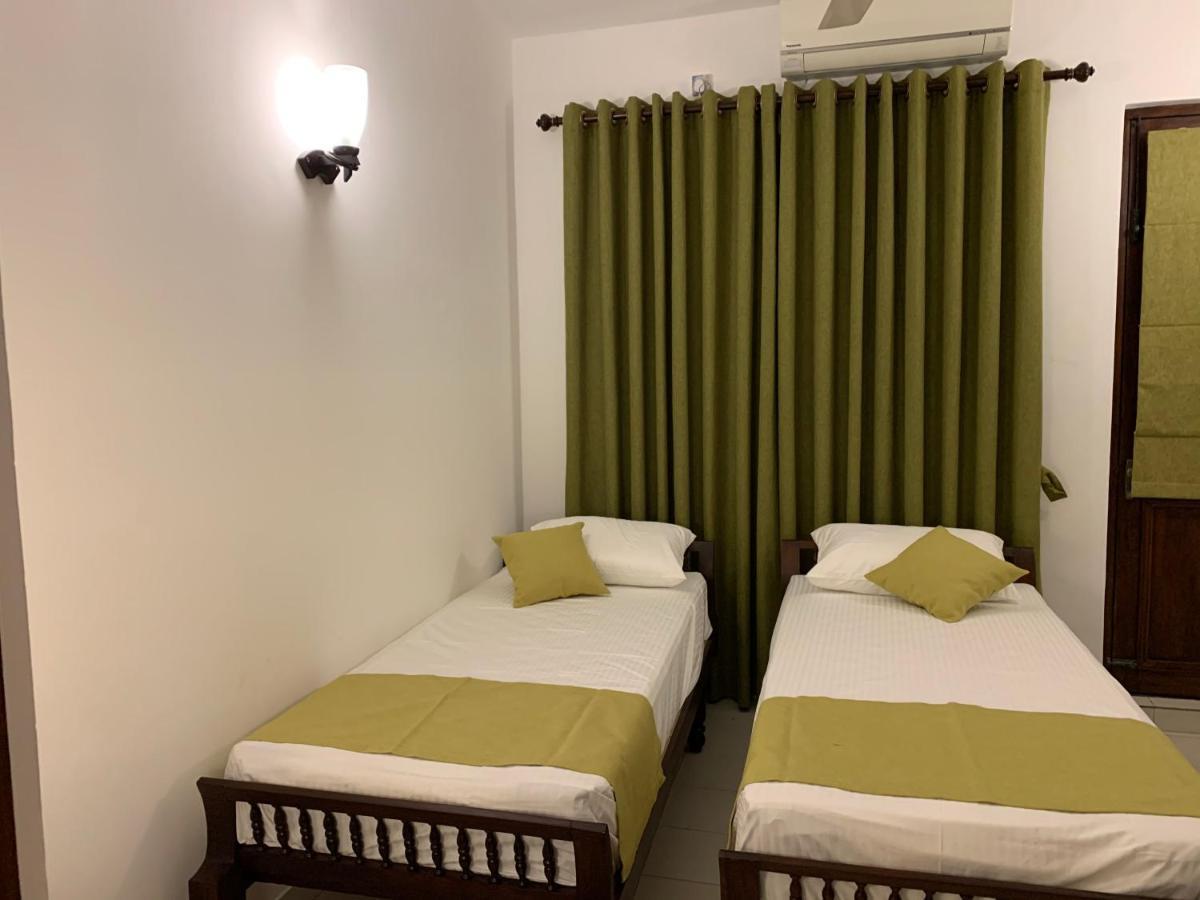 מלון Elegance Oasis, Colombo 3 מראה חיצוני תמונה