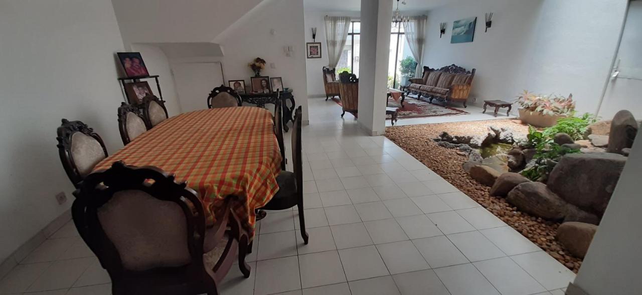 מלון Elegance Oasis, Colombo 3 מראה חיצוני תמונה